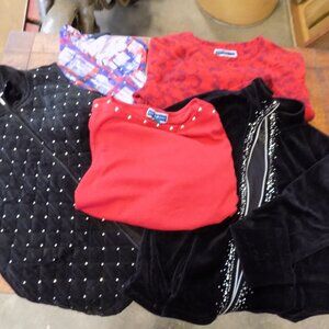 Women’s Clothing Bundle S/M/L – Velvet Jackets, Quilted Vest, Tops – Wear/Flaws